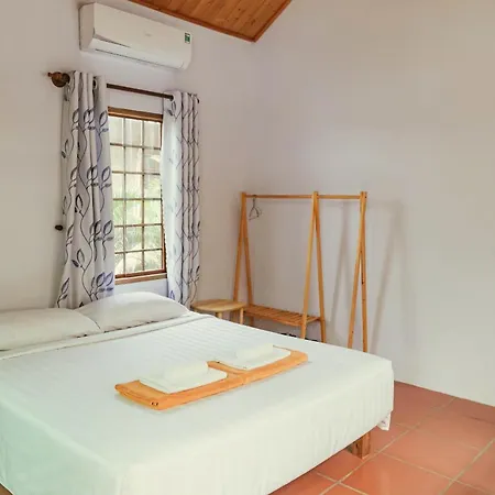 Phu Quoc Valley Sen Bungalow Exterior photo