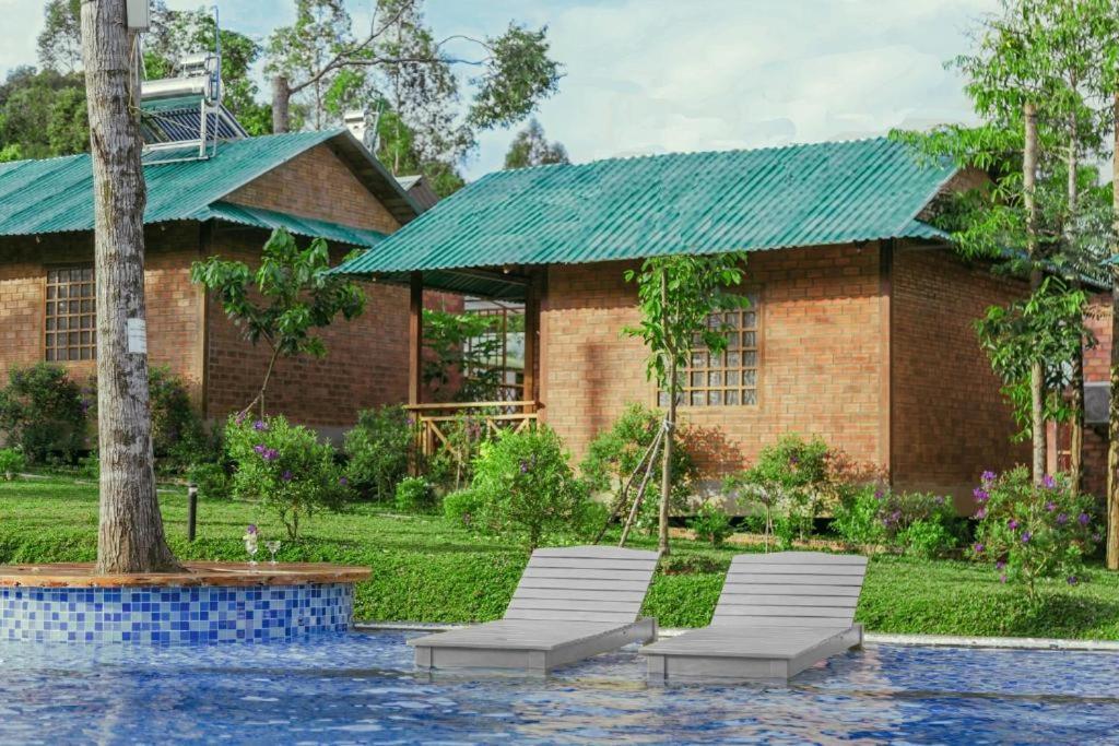 Valley Sen Hotel